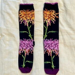 Ozone Kiku Japanese Chrysanthemum NYBG Crew Socks